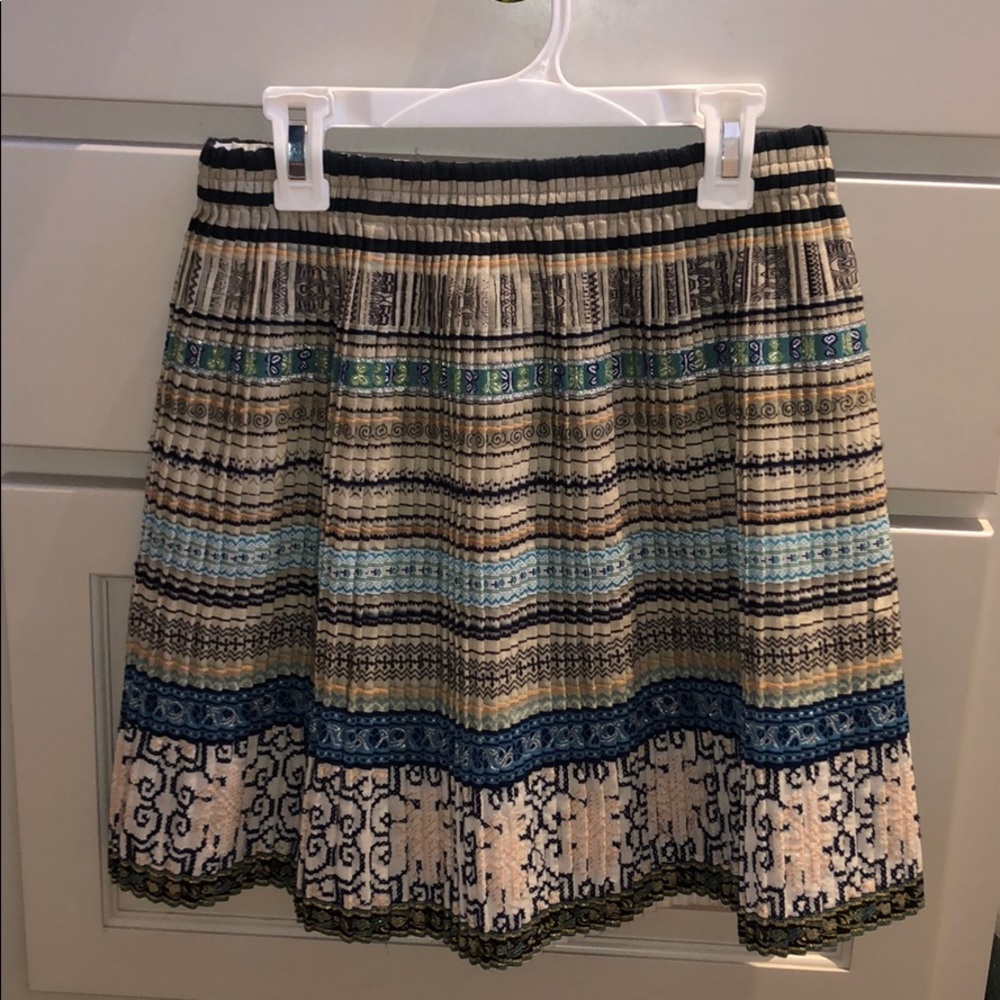 patterned flare skirt